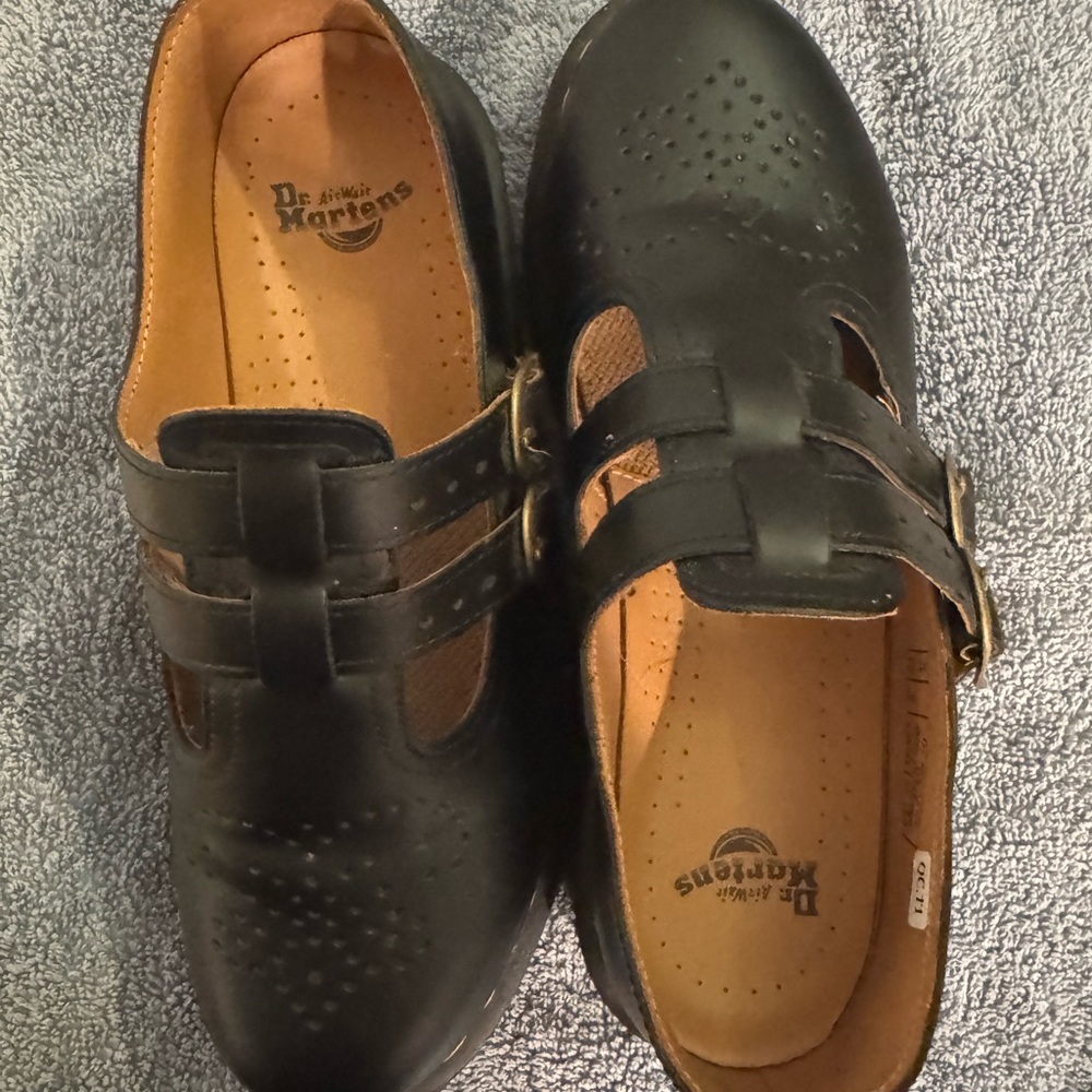 Dr. Martens Black Mary Jane’s 8065 - Picture 2 of 8